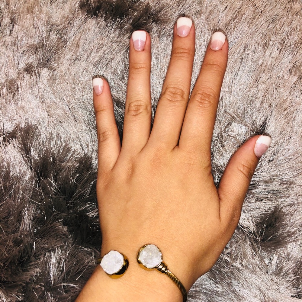 Stone cuff - Picture 2 of 3